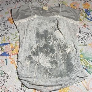 (2) For $10!!! Buckle Daytrip Top